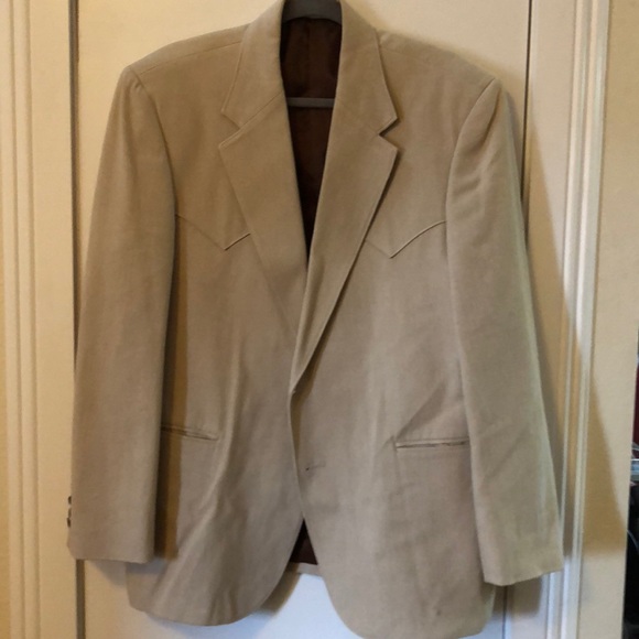 circle S Other - Circle S size 44R tan suit coat